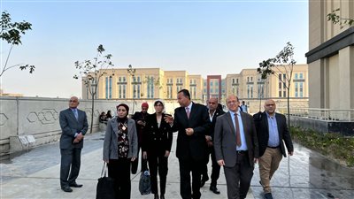  تنفيذ برنامج تدريبي لقيادات وأعضاء هيئة التدريس والهيئة المعاونة والإداريين بجامعة المنصورة الجديدة