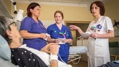 بسبب تيك توك.. الولايات المتحدة تطرد ممرضين من عملهم