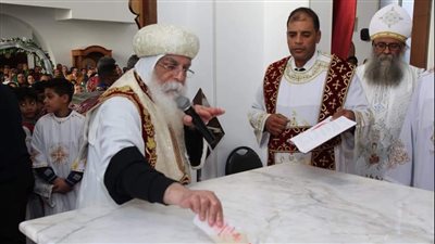 تدشين مذابح كنيسة السيدة العذراء والقديس الأنبا آبرام في 6 أكتوبر