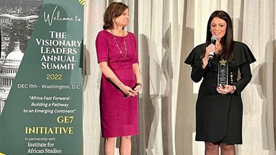 جامعة جورج واشنطن ومبادرة GE7 تكرمان رانيا المشاط بمنحها جائزة وزيرة التعاون الدولي الأكثر تميزًا في إفريقيا لعام 2022