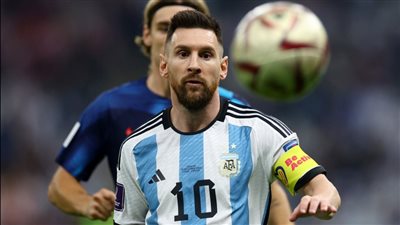 تعليق مفاجئ من رضا عبد العال بشأن ليونيل ميسي