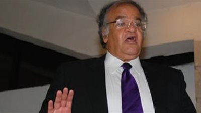 التشهير بافلاس الزمالك سلاح المنافسين لهزيمة عباس فى الانتخابات الرئاسية