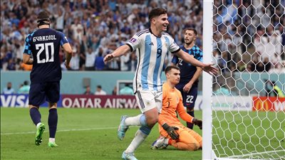 ألفاريز بعد تأهل الأرجنتين: اقتربنا كثيرًا من تحقيق حلمنا