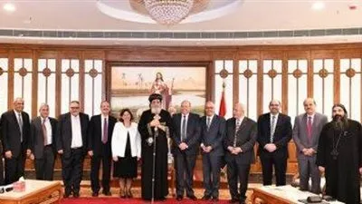 البابا تواضروس يستقبل وفد دار الكتاب المقدس بالمقر البابوي بالعباسية 