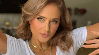 نيللي كريم وصلاح عبدالله وهاني عادل في مدينة نصر لتصوير مسلسل 