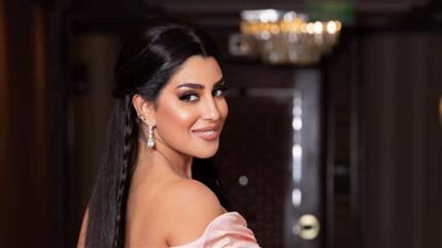 بكلمات مليئه بالحب.. أيتن عامر توجه رسالة لـ أكرم حسني