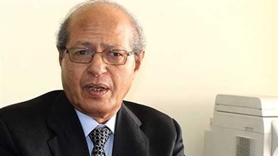 دبلوماسي سابق يكشف أهمية اللقاءات التي عقدها السيسي بالقمة الأمريكية الأفريقية