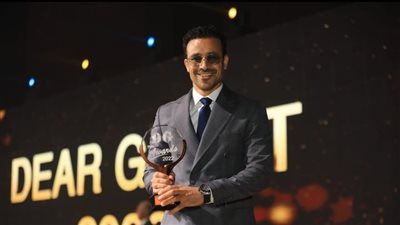 أحمد داود يفوز بجائزة دير جيست 2022 عن مسلسل 