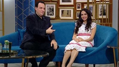 غدًا.. هشام إسماعيل وزوجته ضيفا برنامج 