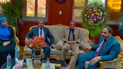 جامعة المنوفية تبحث مع مركز بحوث الطاقة الجديدة الإنارة بالطاقة الشمسية