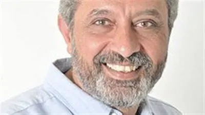 بهذه الطريقة.. محمود فارس ينعى الفنان الراحل هشام الشربيني