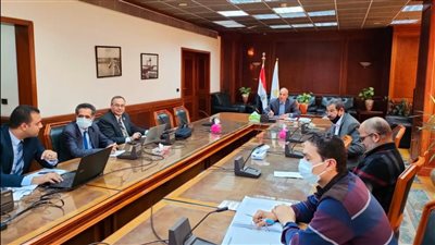 وزير الري يستعرض الموقف التنفيذي لمشروعات حماية الشواطئ