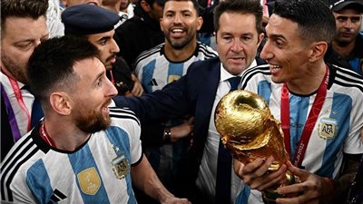 رحلة ثلاثية لميسي ودي ماريا وديبالا بعد التتويج بالمونديال