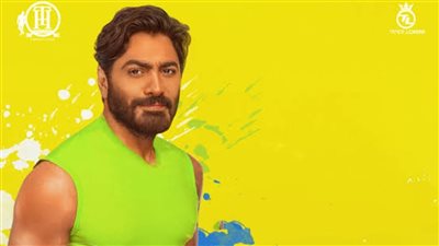 تامر حسني يُشوق جمهوره بتسجيل أغنيته الجديدة