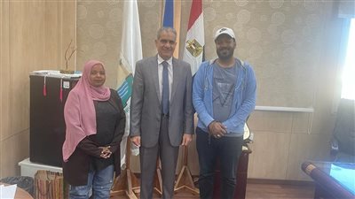 جامعة أسوان تدعم طلاب مدرسة نصر النوبة فنيا في مسابقة الايسف