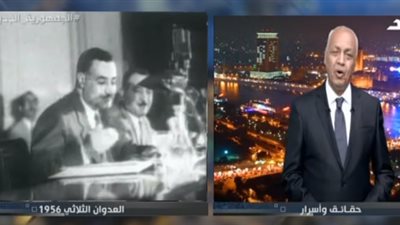 مصطفى بكري يطالب بتفعيل المادة 43 من الدستور وحماية قناة السويس 