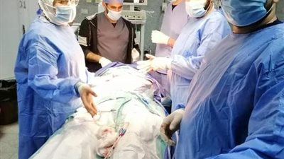 إنقاذ حياة شاب تعرض لطعنة نافذة بمستشفى بنها الجامعي