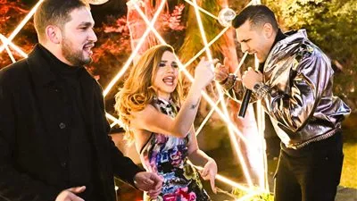 كاريزما أبو الروس وزغرودة منة عرفة ورقصات للصبح.. أجواء خارج السيطرة في خطوبة رنا رئيس ع الصحراوي (صور)