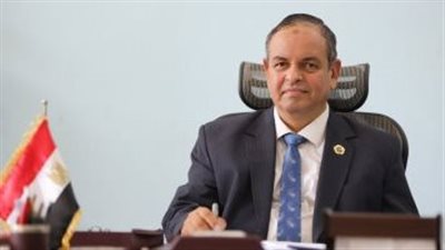 الجمارك: البنك المركزي حدد للمسافر خارج مصر 10 آلاف دولار