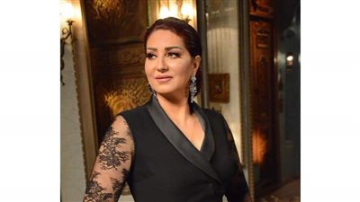 بهذه الطريقة.. وفاء عامر توجه رسالة دعم للفنانة إسعاد يونس