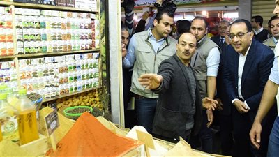 عاجل.. رئيس الوزراء يكلف الحكومة رسميا بتنفيذ قرار إعلان الأسعار على السلع