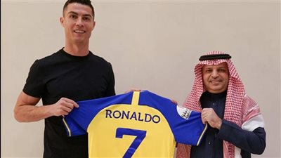 ناقد رياضي يكشف رقم خرافي لعقد انتقال رونالد إلى النصر السعودي