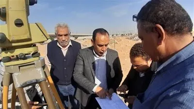 تسليم قطعة أرض استثمارية لإقامة 