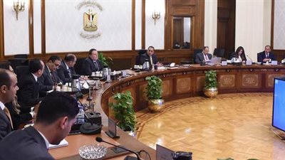 الحكومة تعلن أولويات الإفراج عن السلع والبضائع المختلفة (تفاصيل كاملة)