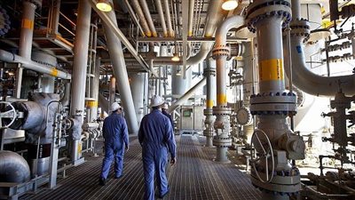 خبير: القطاع الصناعي يستوعب نحو 40% من حجم العمالة