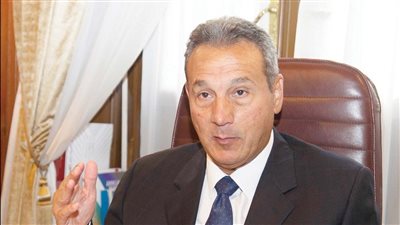 رئيس اتحاد بنوك مصر يوضح شروط الشهادات الدولارية الجديدة.. وفرصة القروض