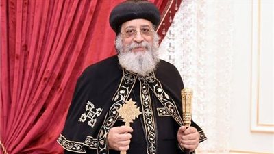 تعرف على الأنبا مكاريوس المشرف على مجلة الكرازة