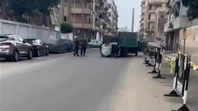 موظف بحي الشرق ببورسعيد يعتدي على جامع بلاستيك