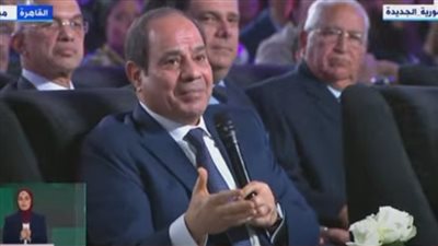 السيسي لـ إحدى المستفيدات من المشروعات: 