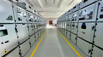 الإسكان: إطلاق التيار الكهربائي لتغذية منطقة المطورين الجنوبية بمدينة 