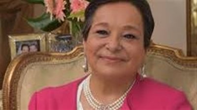 كواليس تكريم السيسي للراحلة أنيسة حسونة في مؤتمر التحالف الوطني (فيديو)