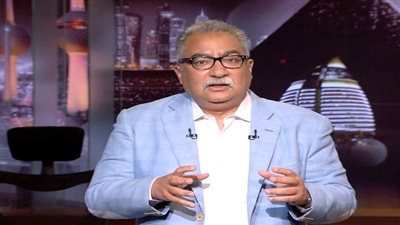 إبراهيم عيسى: 