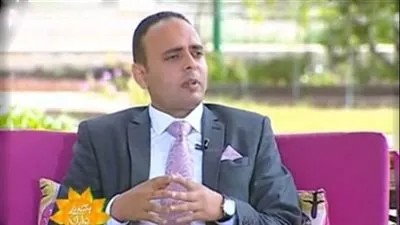 خبير اقتصادي يعلق على قرار الحكومة بوقف المشروعات الجديدة 