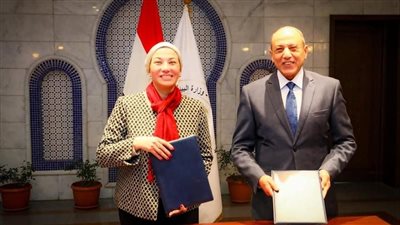 وزير الطيران: التوسع فى استخدام الوقود الحيوي ضرورة للتصدي لآثار التغيرات المناخية