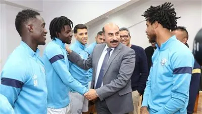 تفاصيل لقاء محافظ أسوان مع اللاعبين والجهاز الفنى ومجلس الإدارة