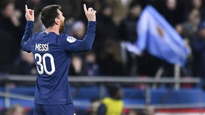 عاجل.. ميسي يسجل هدفا رائعا مع باريس سان جيرمان 