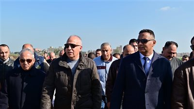 وزير الري يتفقد مشروعات الري بمحافظتي الدقهلية والشرقية
