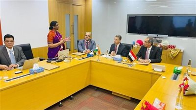 وزير الاتصالات يلتقى مع عدد من الشركات الهندية المتخصصة لاستعراض الفرص الاستثمارية فى مصر
