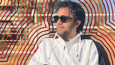 بعد عامين من دخوله غيبوبة..شريف رمزي يكشف آخر تطورات الحالة الصحية لشقيقه