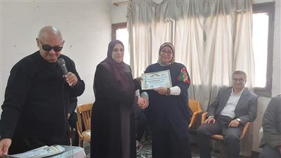 شباب غرب المنصورة تحتفل بالخارجين على سن المعاش 