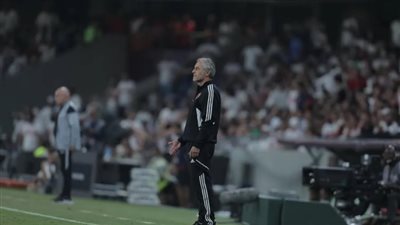 من دي كاستال إلى كولر.. ماذا قدم مدربو سويسرا في لقاءات القمة قبل الصدام المرتقب؟