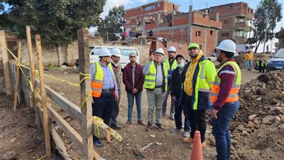 رئيس شركة مياه المنوفية يتابع مشروعات الصرف الصحي الجديدة