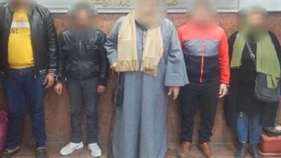 القبض على 5 أشخاص لقيامهم بالنصب على المواطنين بالمقطم 