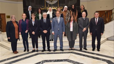 رئيس جامعة حلوان يستقبل رئيس جامعة ديموكريتوس اليونانية