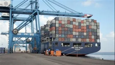 ميناء دمياط: تداول 23 سفينة حاويات وبضائع عامة