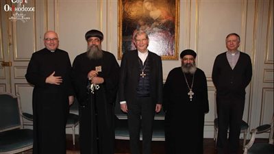 تهنئة رئيس أساقفة باريس بتنصيبه